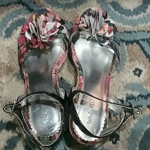 Nine West Girls Size 5
